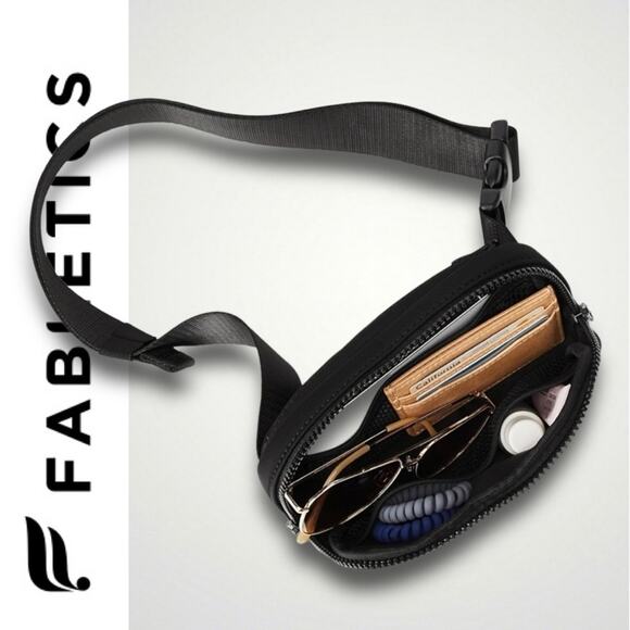 FABLETICS NWT BLACK CROSSBODY BELT BAG ACTIVE ATHLEISURE SPORT PICKLEBALL - Picture 4 of 4